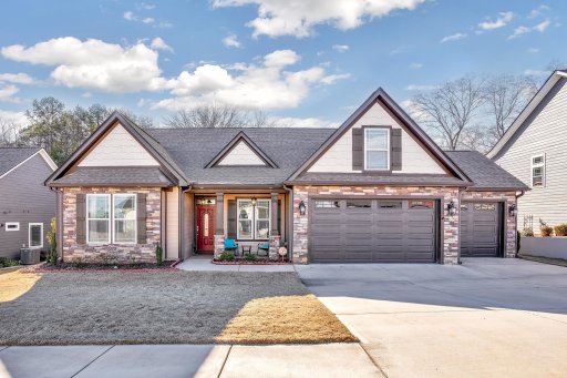120 Southern Oaks Drive