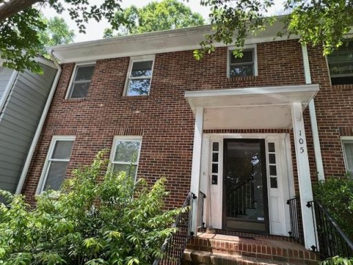 105 Birch Grove