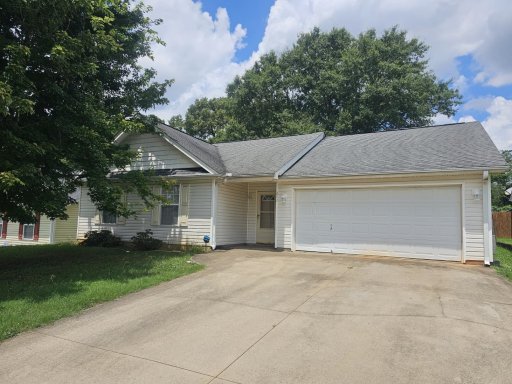 212 Chateau Street