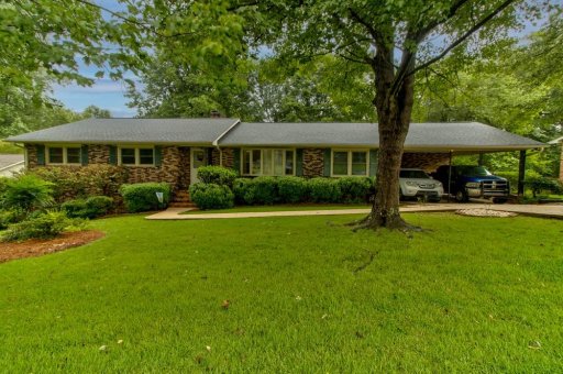 208 Holly Drive