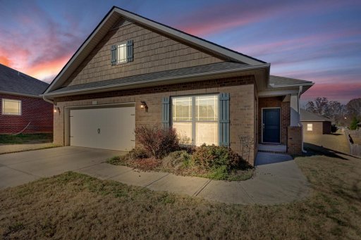 735 Misty Glen Lane
