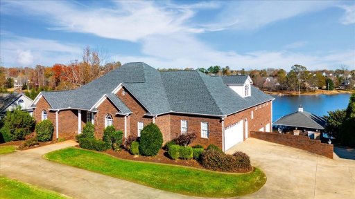 116 S Lake Emory Drive