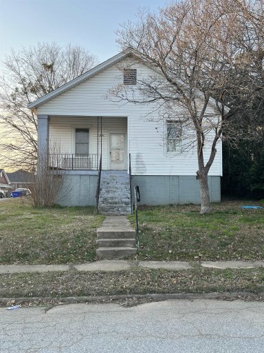 726 Maywood Street