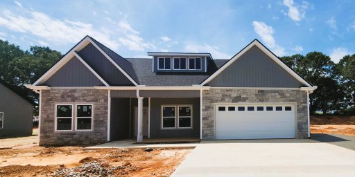 7031 Backwater Trail