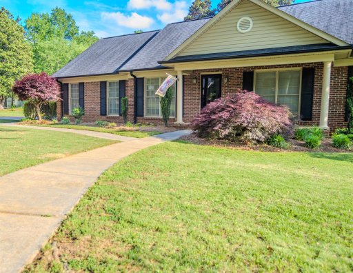 1216 Shoresbrook Road