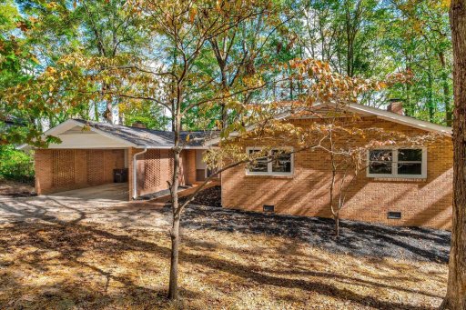 125 Tanglewylde Drive