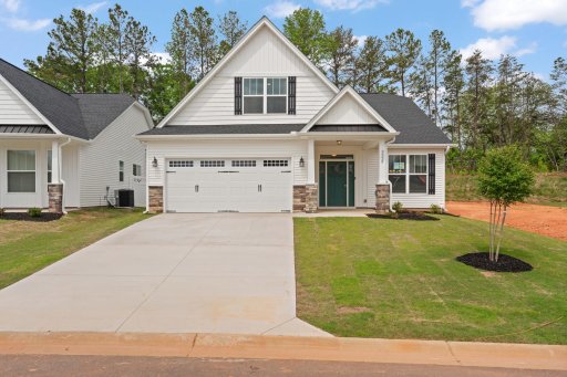 3329 Navin Trail