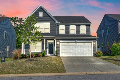 1128 Grovewood Court