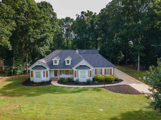 406 Lakewinds Boulevard