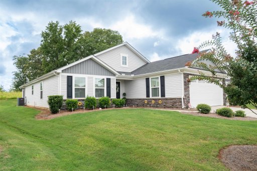 811 Shady Oak Court
