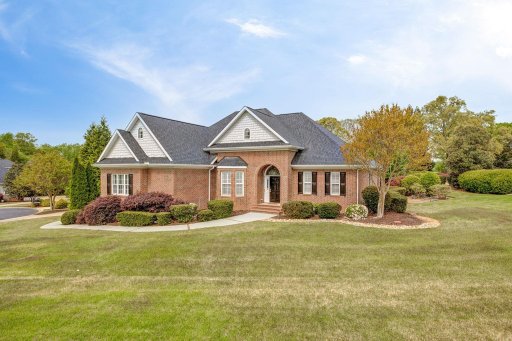 6 Pepper Bush Drive