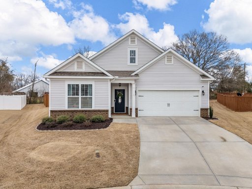 421 Linfield Court