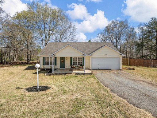 630 Kneewood Court