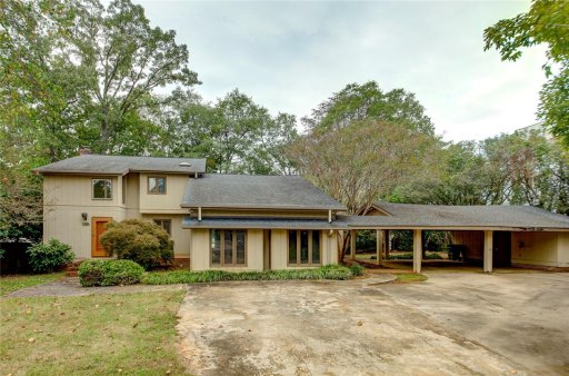 108 Holiday West Avenue