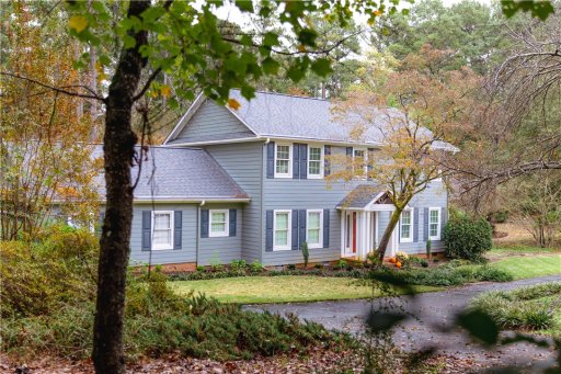 2201 Clearwater Point Drive