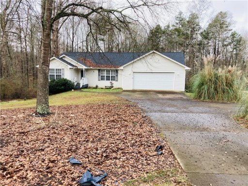 113 Lakefront Road