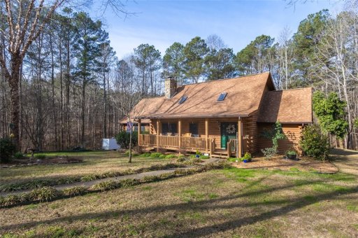1104 Meadow Road