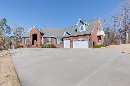 934 Ivy Ridge Court