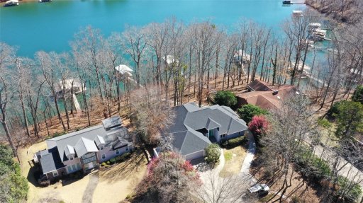 1106 Whitfield Point