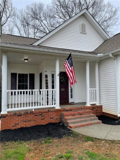 184 Grand Oak Circle