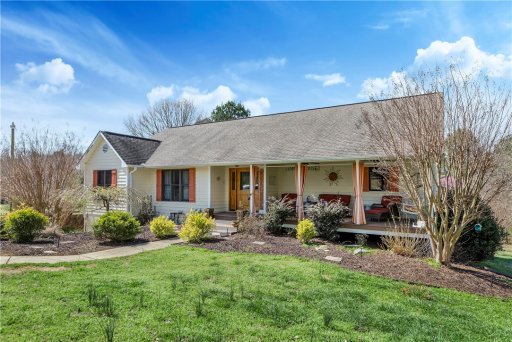 219 Lakefront Road