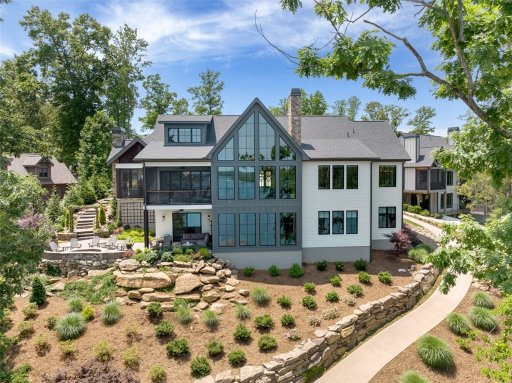 315 Greentree Court