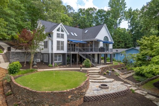 152 E Cove Drive