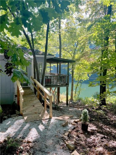 215 Nature Lane