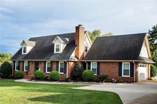 1107 Oak Hill Drive