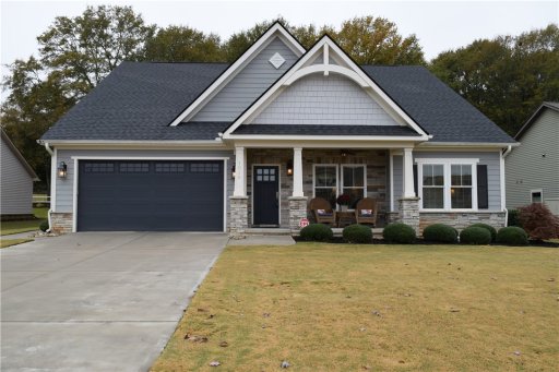 1019 Drakes Crossing