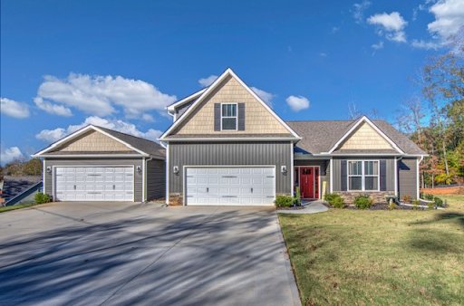 104 Inlet Pointe Drive