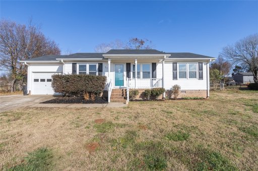 517 Chauga Drive