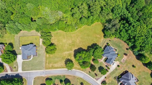 228 Dandelion Trail