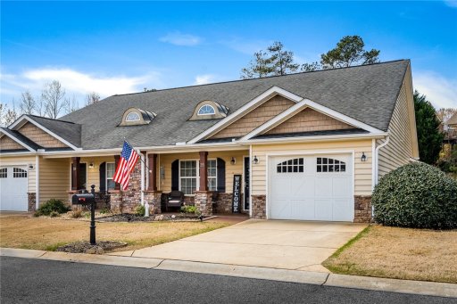 25 Hillsborough Drive