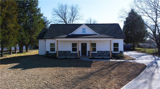 901 W Shockley Ferry Road
