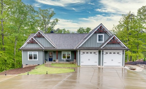 616 Crooked Trace Lane