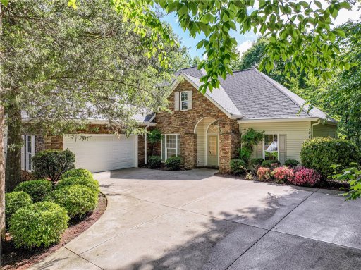 108 Winterbrook Circle