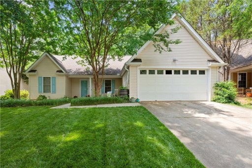 115 Grand Oak Circle