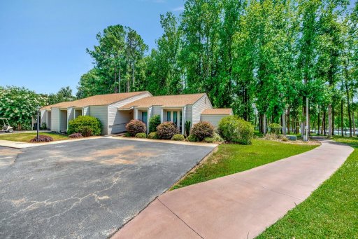 3071 Springfield Villas