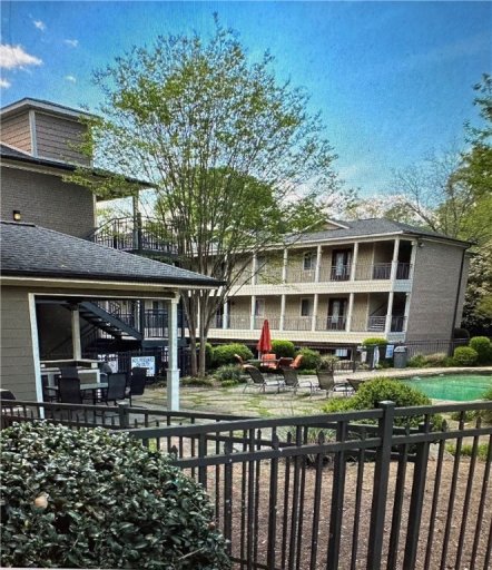 201 Sloan Street 109