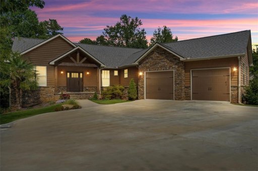 135 Moonlight Drive Drive