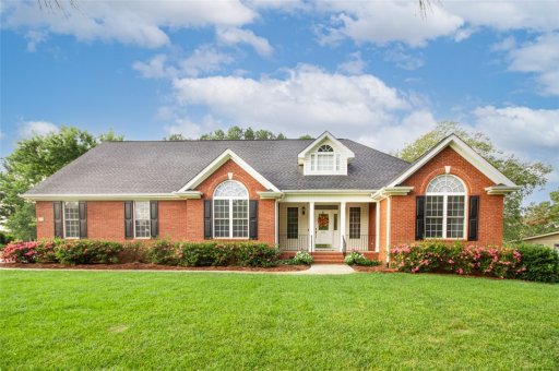 402 Quail Hollow Road