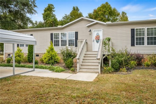 105 Twin Oaks Court
