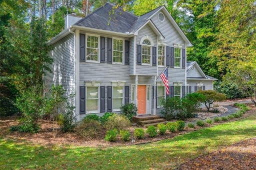 205 Shadow Oaks Drive