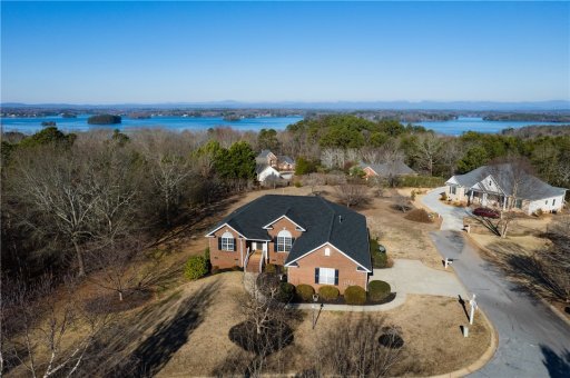 503 Ridgewood Court
