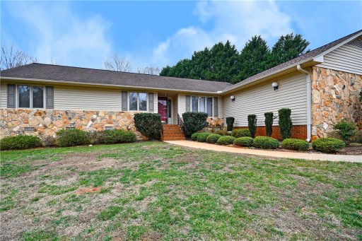 1402 Stonehurst Drive