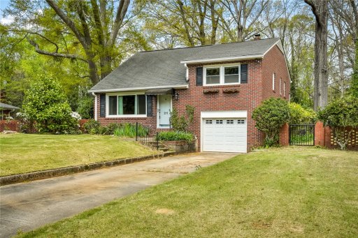 211 Forest Hill Drive