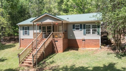 502 Lake Forest Drive