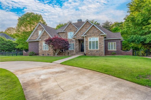 308 Compass Point