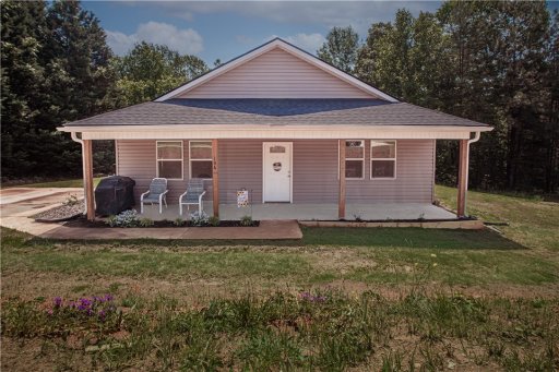 106 Golden Springs Lane